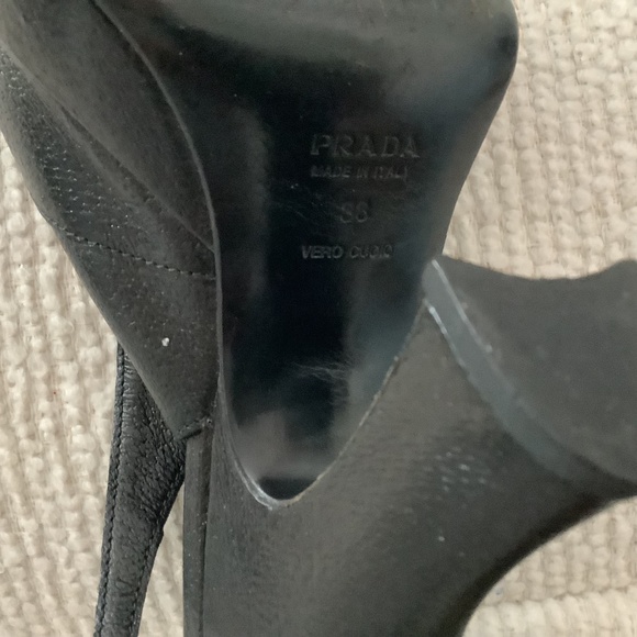 Shoes - Picture 3 of 7